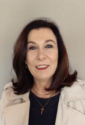 Pauline Richards, estate agent