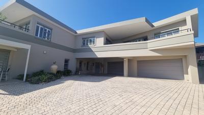 House For Sale in Pienaarstrand, Outeniqua Strand